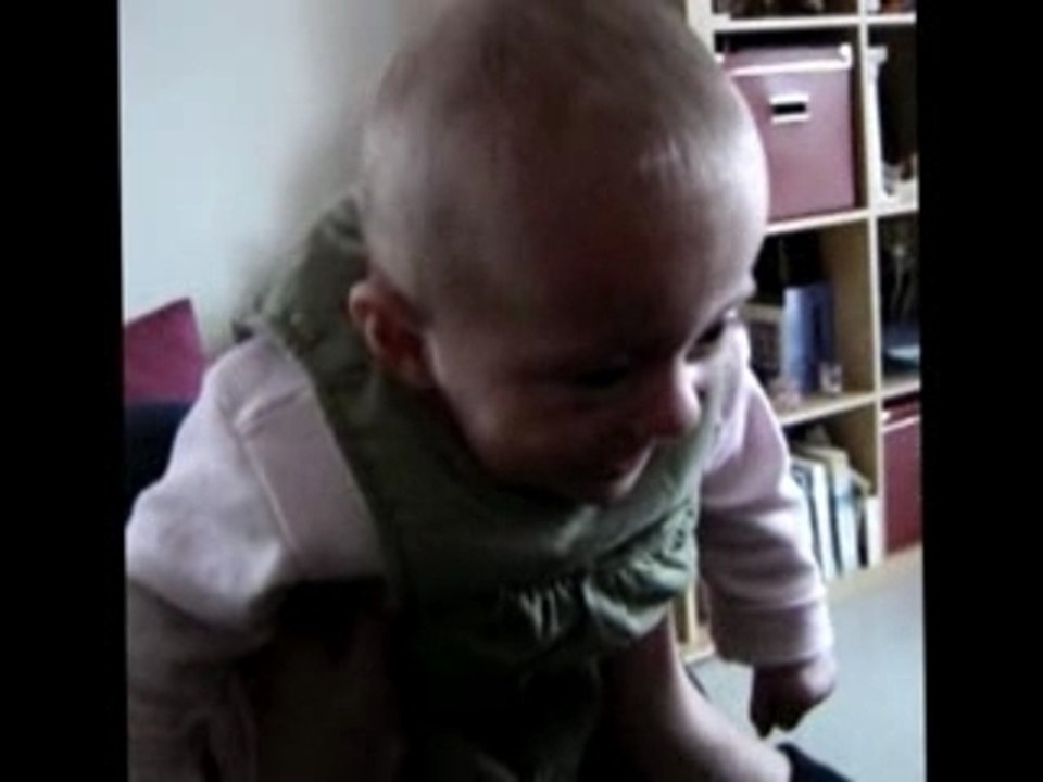 29.02.2008 Mathilde rigole comme une folle