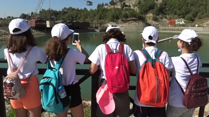 Hatay’da 'Telafide Ben de Varım' diyen öğrenciler, doğayla buluştu