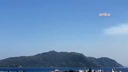 Bakan Pakdemirli Marmaris'te çıkan yangına ilişkin müdahale görüntüsünü yayımladı