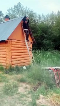 Une tyrolienne installée à la maison n'est pas une bonne idée