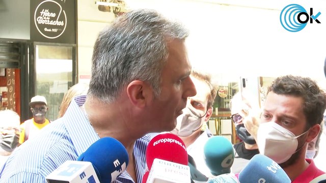 Smith dice a los piratas de Gibraltar que no le amedrentan sus órdenes de detención: El Peñón vive del delito