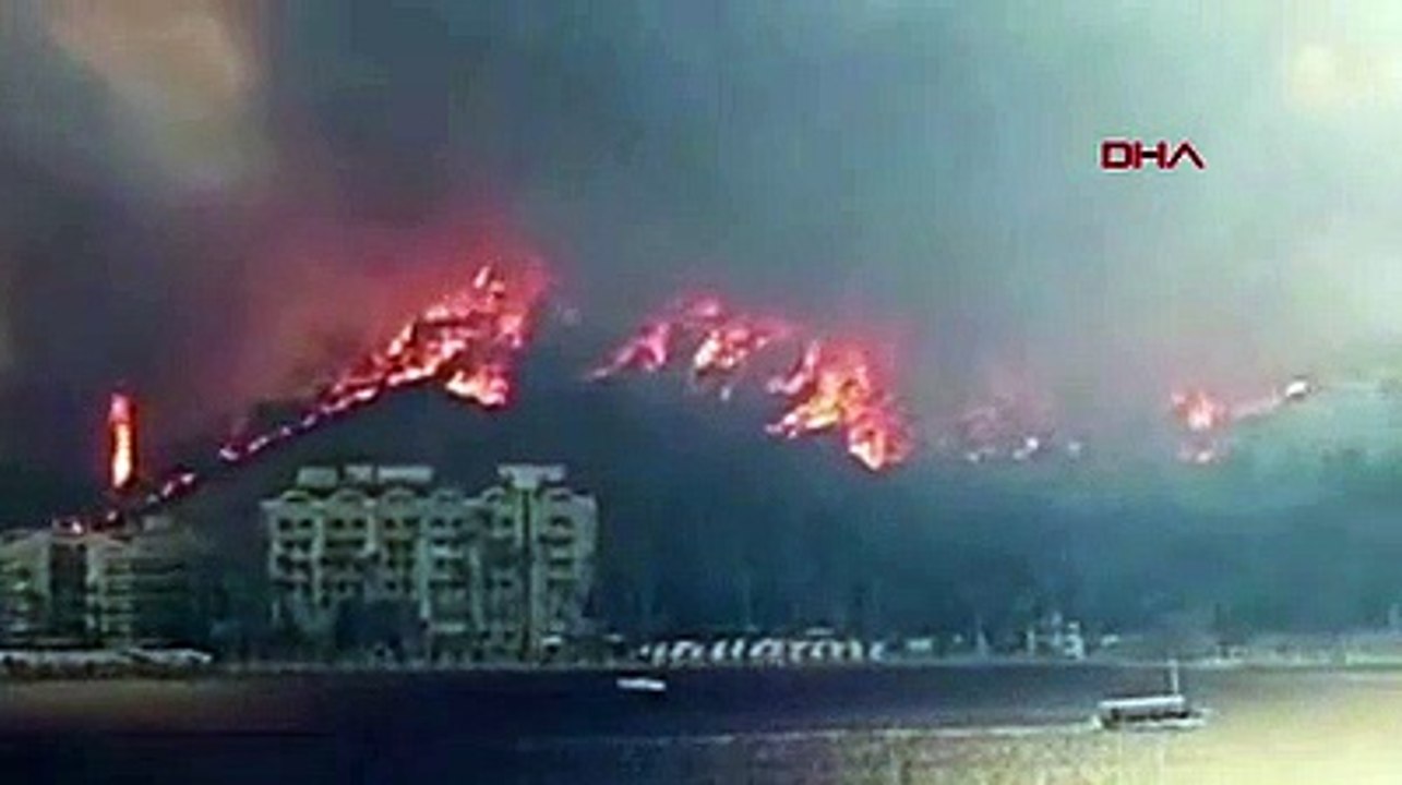 Marmaris'te alevler İçmeler Mahallesi'ne kadar ulaştı