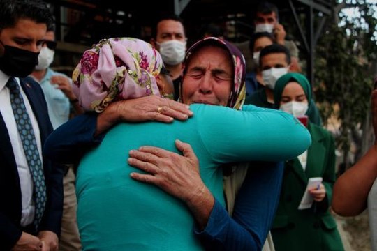 Son dakika haberleri... KOZAN'DA İKİNCİ GÜNÜNDE DEVAM EDEN ORMAN YANGININ ACI TABLOSU SABAH ORTAYA ÇIKTI