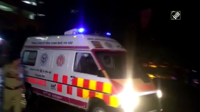 उत्तर प्रदेश के बाराबंकी में ट्रक की बस से टकराने से 18 की मौत, कई घायल