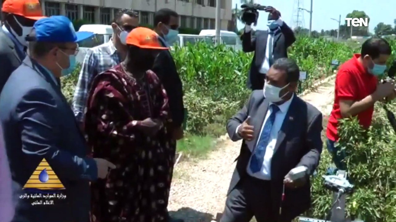 برحله نيليه.. نائب رئيس جمهورية جنوب السودان ووزير الرى بدولة جنوب السودان برفقة دكتور عبدالعاطي