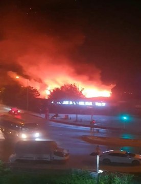 Başakşehir'de balık restoranı alev alev yandı