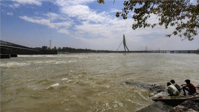 Delhi flood alert! Water level in Yamuna rising