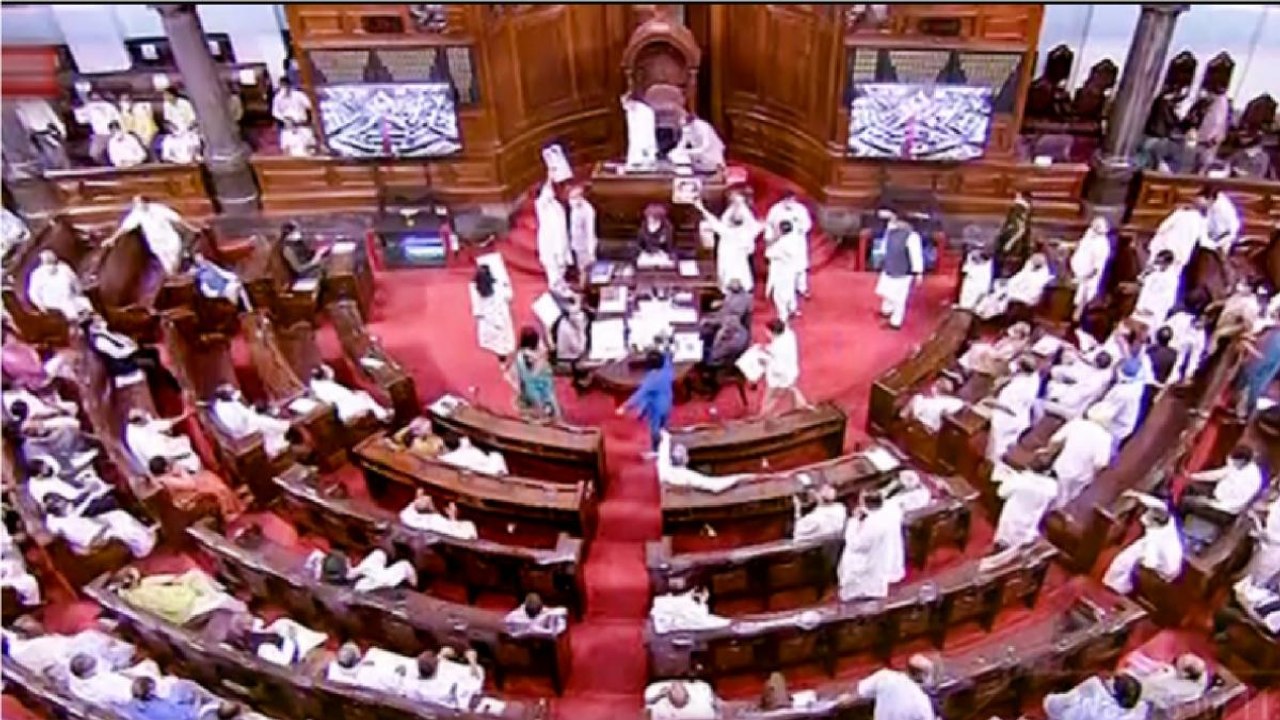 Day 10 of monsoon session, Lok Sabha witnesses high drama