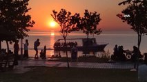 Son dakika haber... Van Gölü'nde seyrine doyumsuz gün batımı