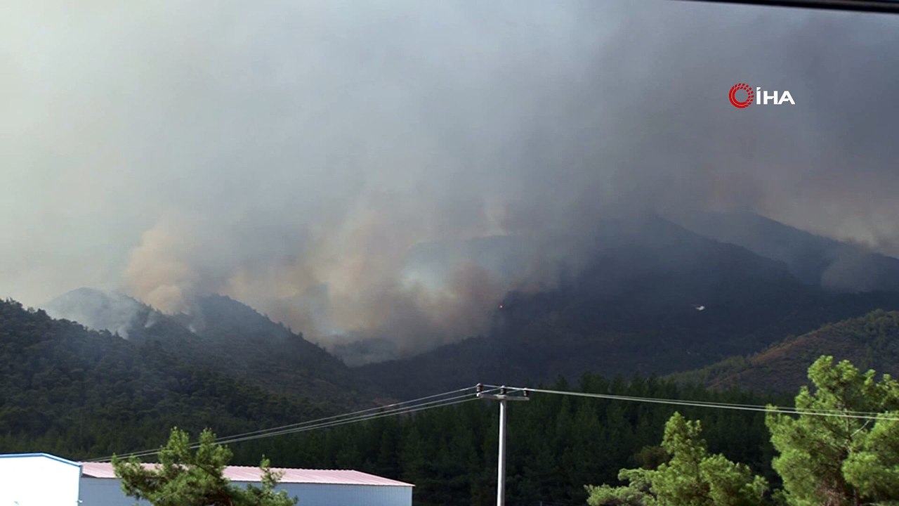 Marmaris’teki orman yangını devam ediyor