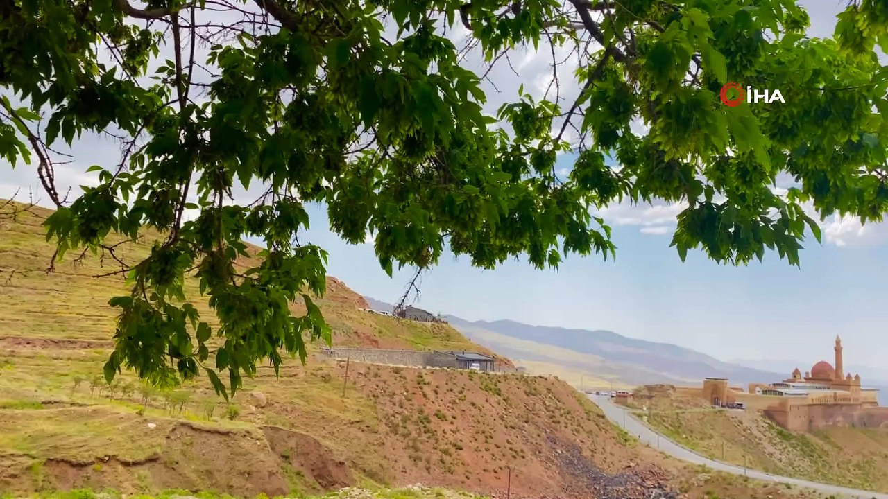 Osmanlı mimarisinin eşsiz örneği: İshak Paşa Sarayı