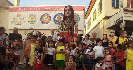Amal, Tarsus'taki çocuklarla buluştu