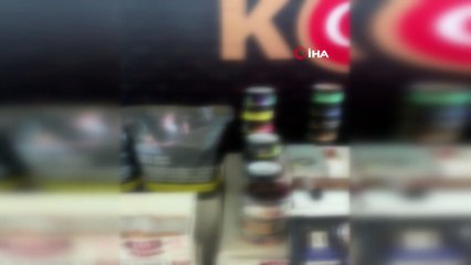 - Sivas’ta kaçakçılık operasyonu: 102 bin 600 adet makaron ele geçirildi
