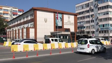 Silahlı saldırıya uğrayan sürücünün ölmesine ilişkin 4 zanlı adliyede