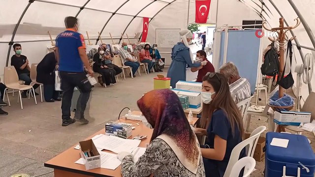 Kırşehir'de mobil çadırda aşılama rekoru