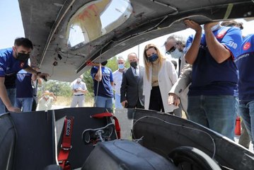 "Dokuz Eylül Üniversitesi Solaris Güneş Arabaları" ekibinin yeni aracı tanıtıldı