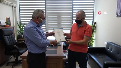 - Vefat eden kızının diplomasını aldı