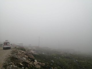 KAÇKAR'A TIRMANIŞTA 2 UKRAYNALI KAYALIĞA DÜŞTÜ; EKİPLER ULAŞMAYA ÇALIŞIYOR