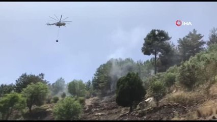 Akseki'de çıkan yangın devam ediyor