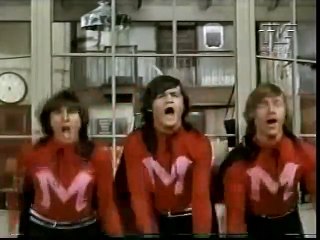 OS MONKEES   EU COMPUS UMA PEQUENA CANÇÃO  DUBLAGEM ORIGINAL -