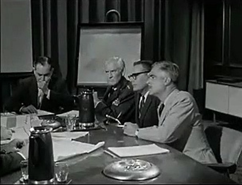 VIAGEM AO FUNDO DO MAR  EP01   ONZE DIAS A ZERO   - DUBLAGEM ORIGINAL