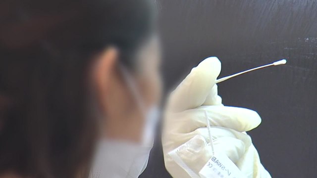 신규 확진 25일 연속 네자릿수... 추가 방역 조치 검토 / YTN