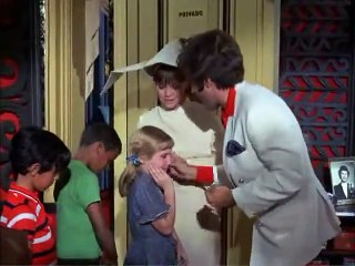 The Flying Nun   2x25   Cousins by the Dozen