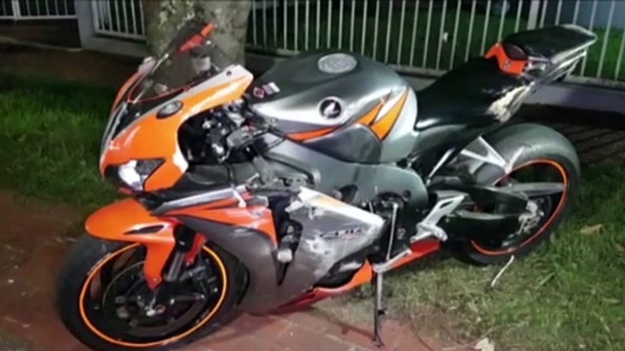 Queda de moto deixa duas pessoas feridas na Rua Minas Gerais; passageira fraturou a perna