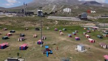 Erciyes temiz havasıyla kampçıların gözdesi oldu