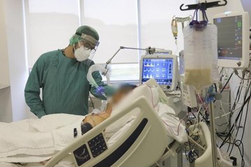 'Yoğun bakımdaki Covid-19 hastalarının yüzde 80'i aşısız'