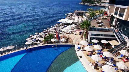 Kuşadası’nda bayram bitti, yoğunluk bitmedi