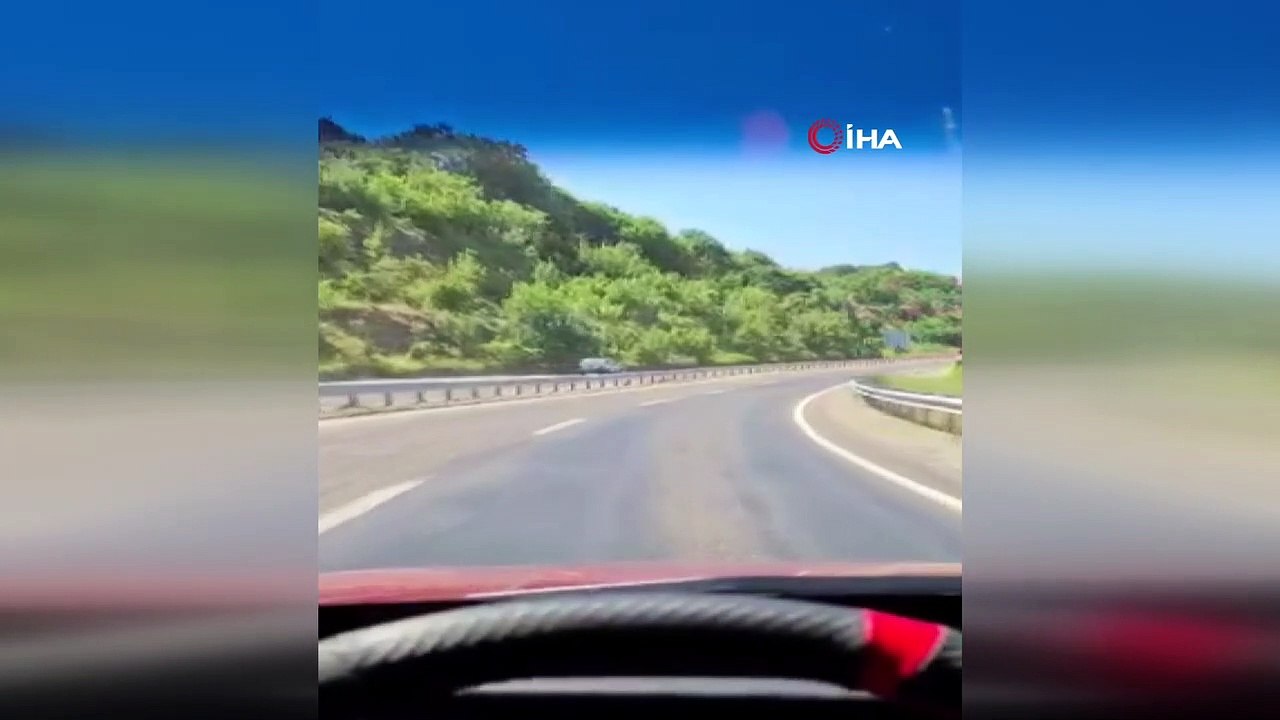 Otomobili ile ters şeritte ilerleyen sürücü tehlike saçtı