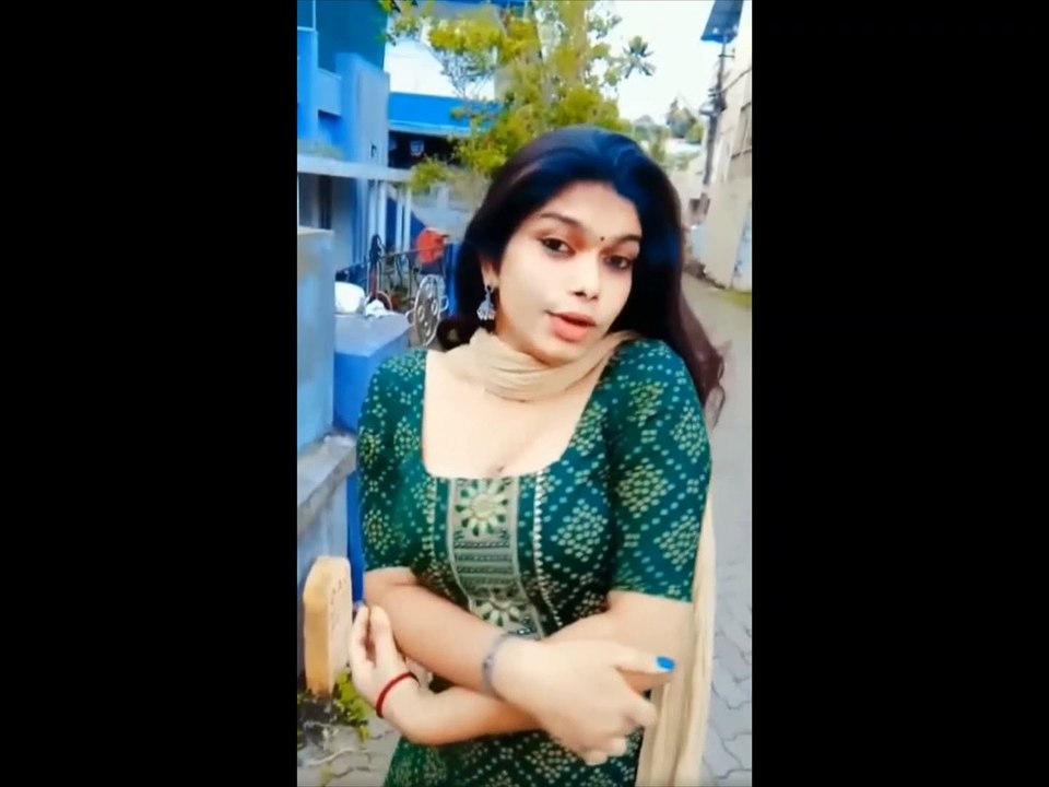 সুন্দরী মেয়েদের টিক টক ভাইরাল ভিডিও Hot girl tik tok video 2021
