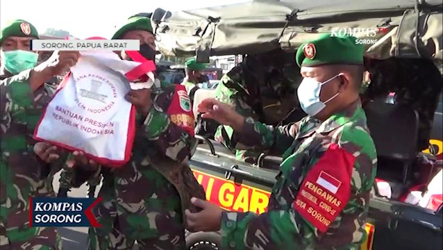 Pedagang Mama Papua Di Sorong Terima Bantuan Presiden
