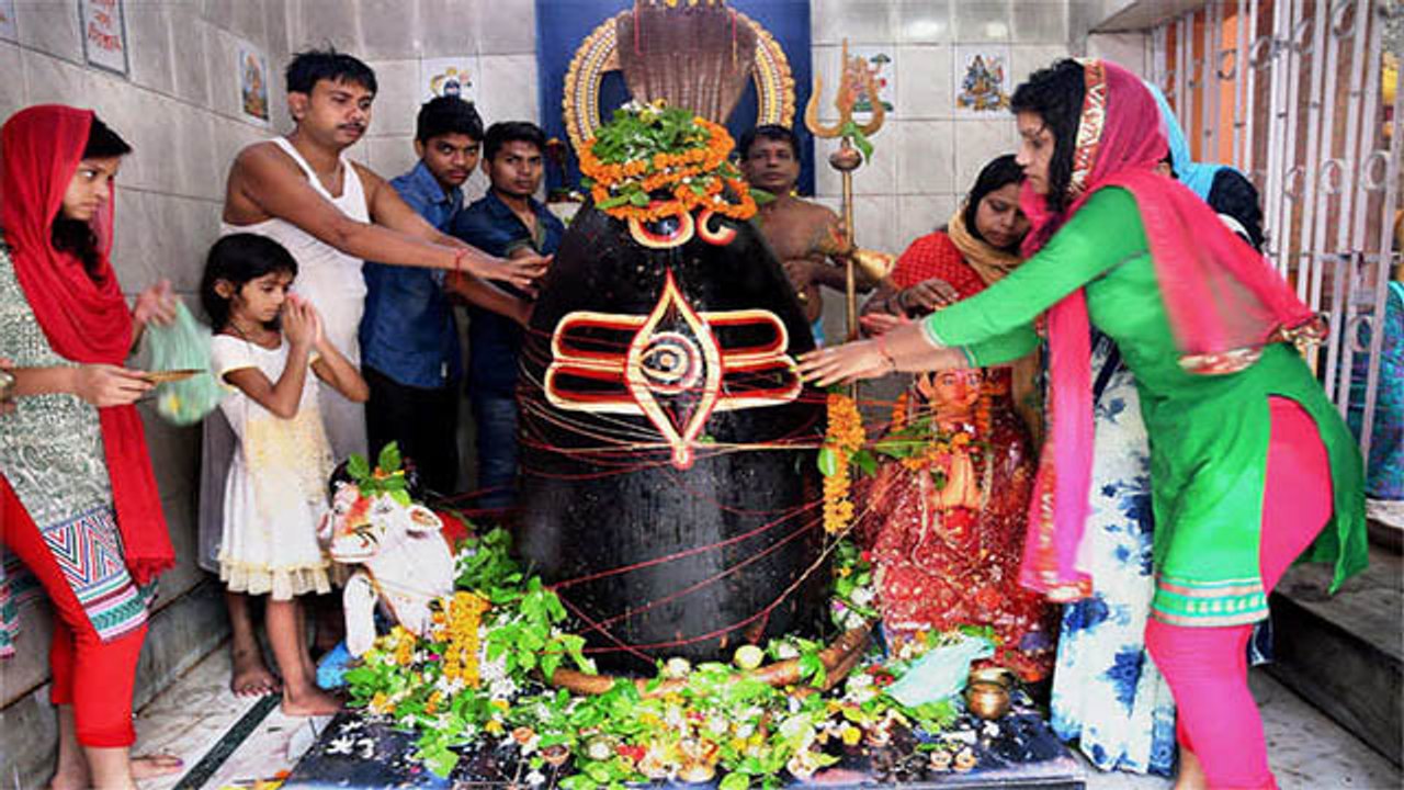 Sawan Somwar 2021: सावन के दूसरे सोमवार पर बन रहा ये खास संयोग | Sawan Khaas Sanyog | Boldsky