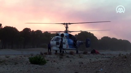 Manavgat'ta orman yangınlarına gün içinde havadan yoğun müdahale yapılıyor