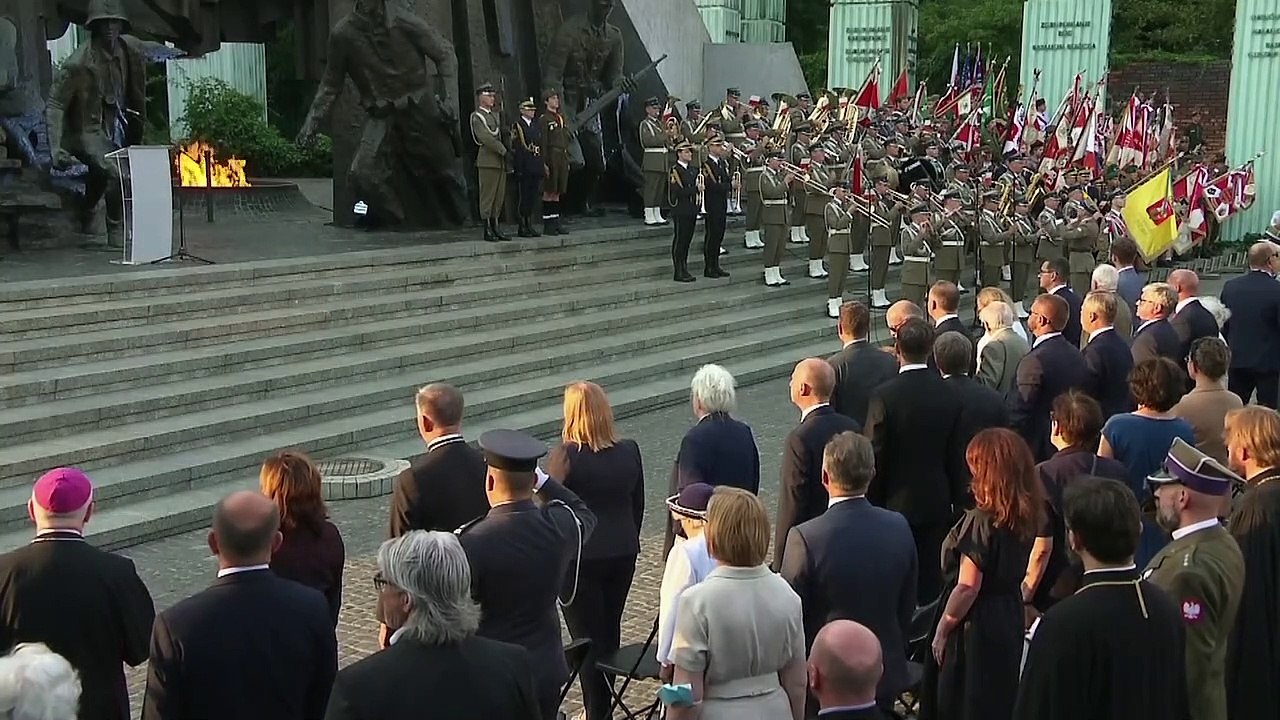 Polonia conmemora su levantamiento contra el na...
