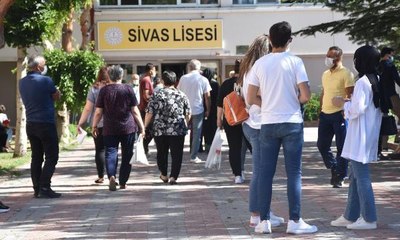 SİVAS'TA KPSS HEYECANI