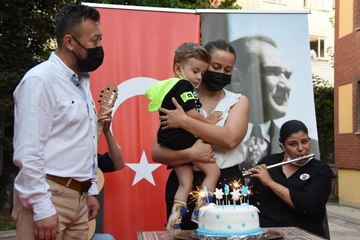 DÖRT YAŞINDAKİ SMA'LI TOPRAK, DİYETLE TEDAVİ UMUDUNU SÜRDÜRÜYOR