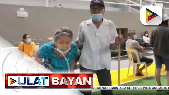Mag-asawang senior citizen na nagtungo sa vaccination site para magpabakuna vs COVID-19, kinagiliwan ng netizens