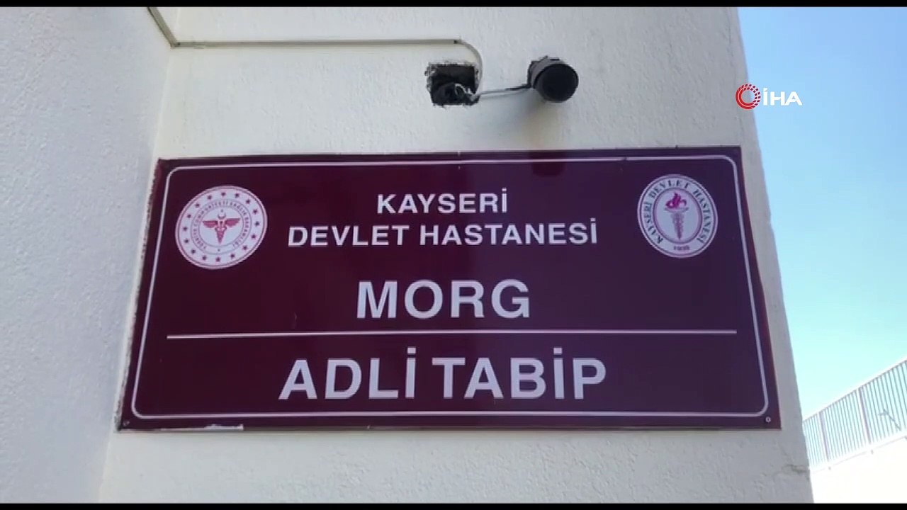 15 yaşındaki kız, tartıştığı babasını kalbinden bıçaklayarak öldürdü