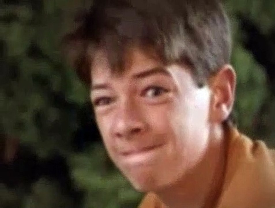 Are You Afraid of the Dark Season 1 Episode 9 The Tale of the Sorcerer's Apprentice