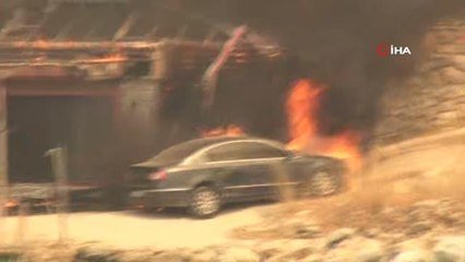 Bodrum'da köylüler teknelerle tahliye edildi, otomobil alev alev yandı