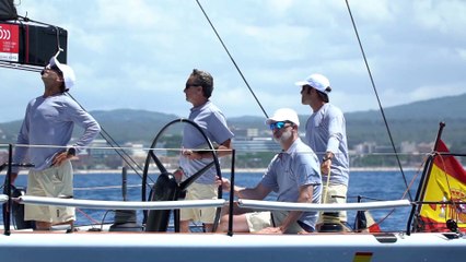 El Rey Felipe VI sale a navegar tras su llegada a Palma de Mallorca