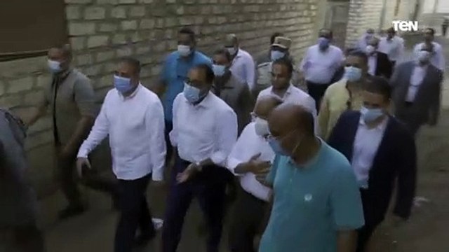 رئيس الوزراء يتفقد مشروع سكن كريم بقرية دراجيل