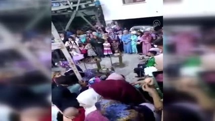 Nişan töreni sırasında balkon çöktü: 13 yaralı (2)