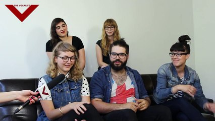 Get Featured_ Les Poules à Colin