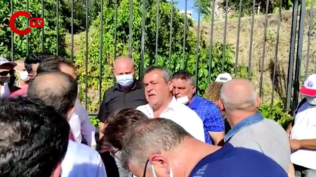 Toplu Sözleşme görüşmeleri öncesi sendika üyelerine polis müdahalesi