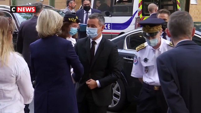 Gérald Darmanin annonce de nouvelles mesures pour tenter d'endiguer les violences intra conjugales, alors que 102 femmes ont perdu la vie en 2020 sous les coups de leur conjoint ou ex conjoint