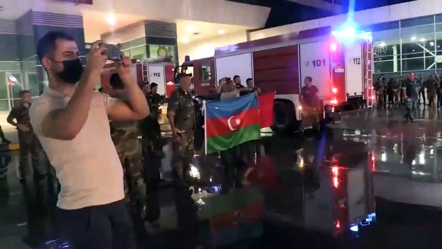 Kardeş Azerbaycan orman yangınları için Türkiye'de...